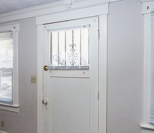3rd image of 903 Ash St