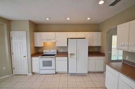 5th image of 2220 Blackwood Dr
