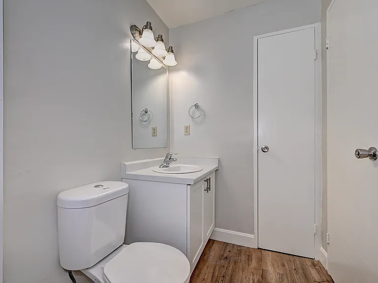 38 Dawson Rd — Photo 19