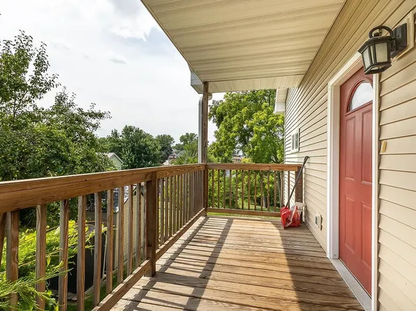 1043 Edina St, Dubuque, IA 52001