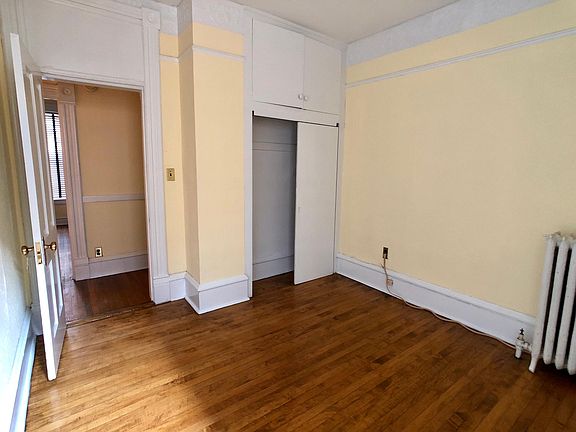 5th image of 1140 Ontario St APT 2