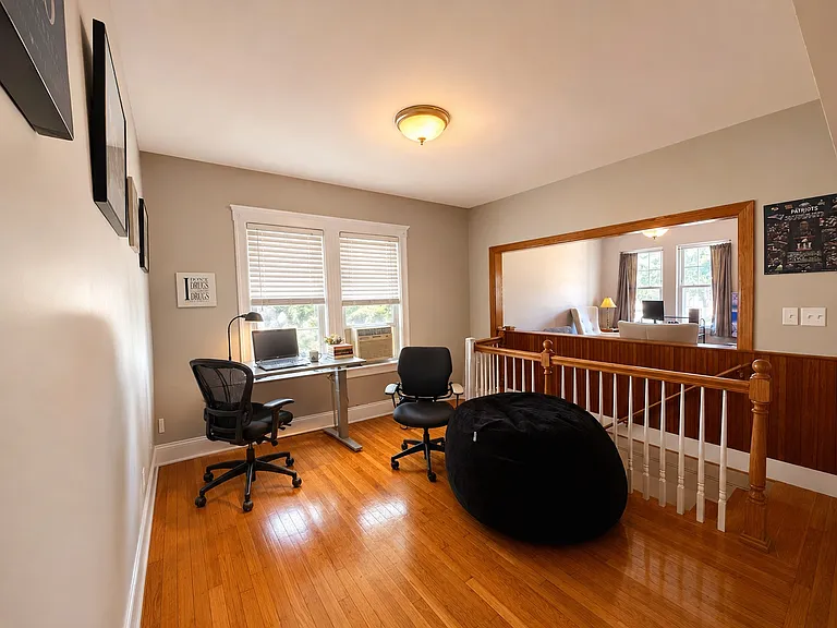 101 Farragut Rd #1R — Photo 2