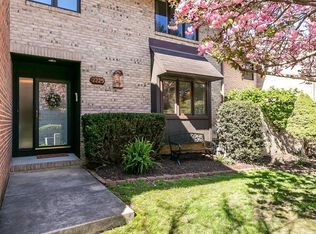 2225 Chapel Valley Ln, Lutherville Timonium, MD 21093