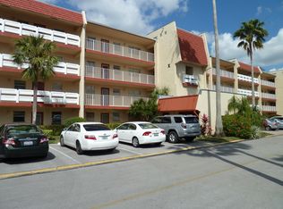 1025 Country Club Dr #205, Petaluma, CA 94952