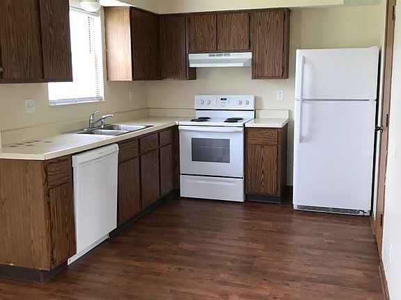 3rd image of 7207 Feather Ct
