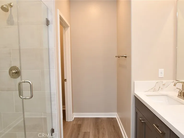 1487 Skyline Ln — Photo 30