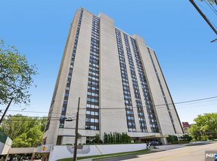 1500 Palisade Ave APT 18C, Fort Lee, NJ 07024