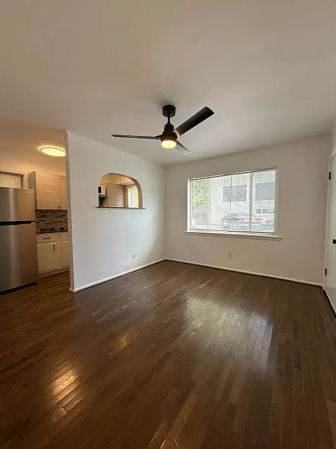 1 bed, 750 sqft, $1,260 — Photo 4