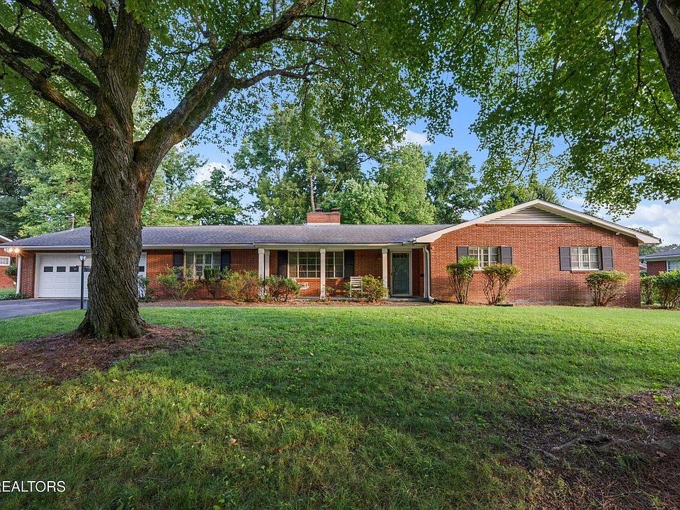1st image of 8204 Bennington Dr