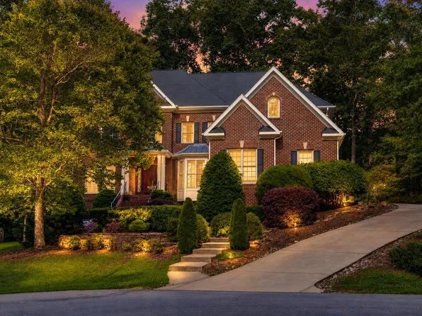 3901 Orchard Point Ct, Apex, NC 27539