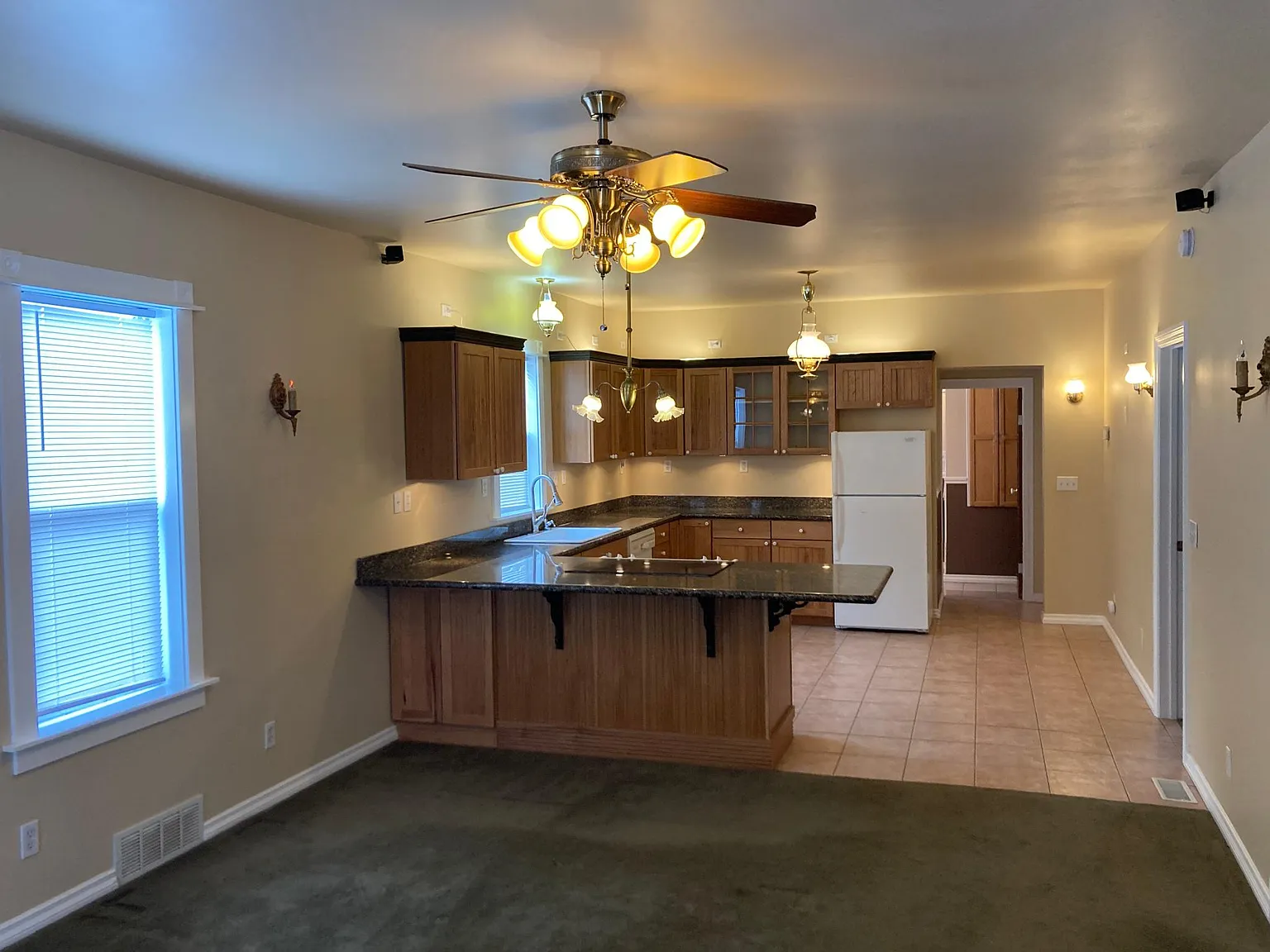 1318 S Napa St — Photo 3