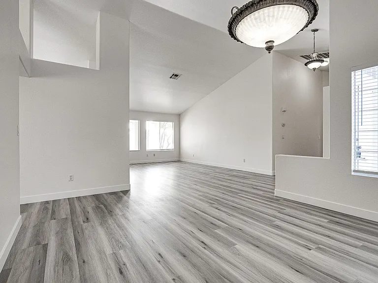 7724 Rye Canyon Dr — Photo 9