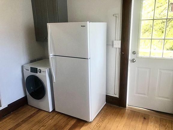 3rd image of 343-345 E 19th Ave #343-B