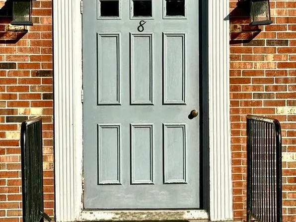 167 South St APT 8A, Northampton, MA 01060