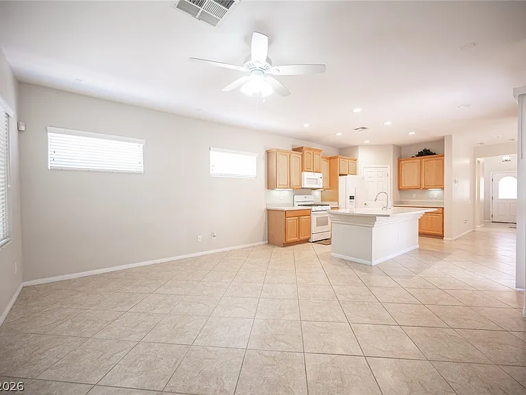 10474 Howling Coyote Ave — Photo 24