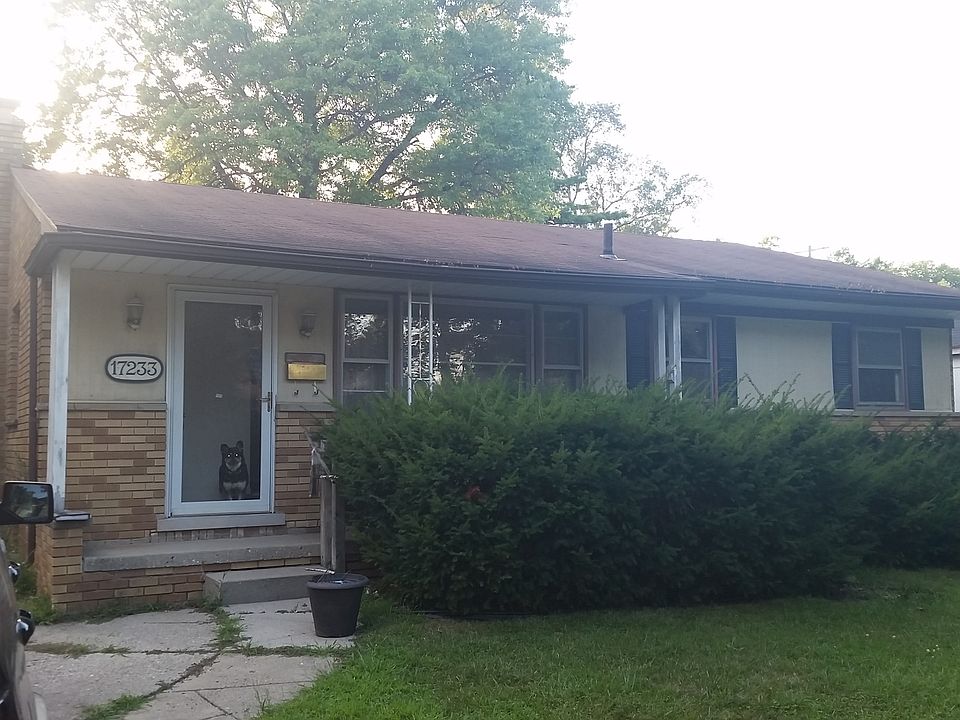 1st image of 17233 Centralia St
