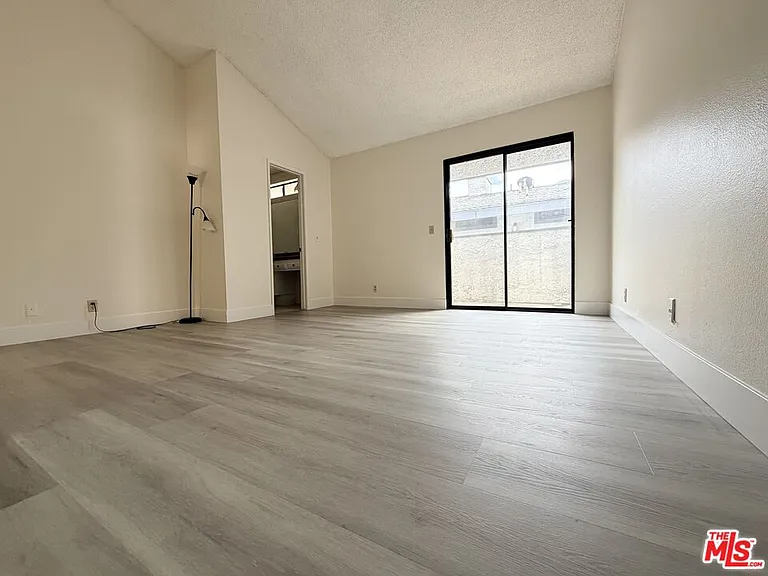 31 Eastern Ave #4 — Photo 26