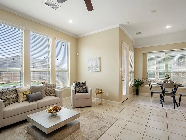 22310 Taren Ct — Photo 17