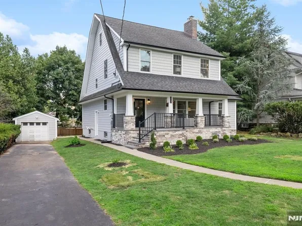613 Hillcrest Rd, Ridgewood, NJ 07450