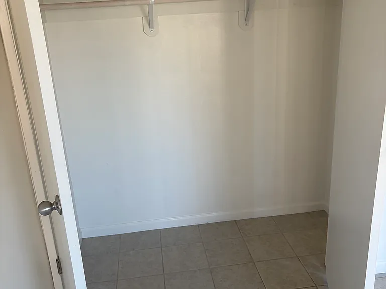 7033 Boulevard Dr #10 — Photo 19