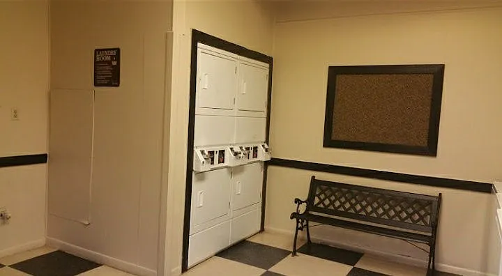2712 Indian Creek Dr — Photo 4