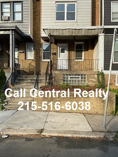 4772 Vista St Photo 1
