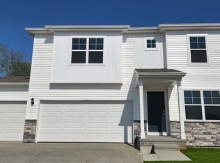 309 Kingfisher Ct SW, Bondurant, IA 50035