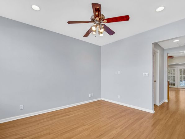 2255 W Fullerton Ave #2