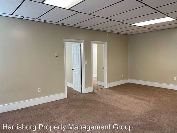 4th image of 8 S York St #10512571