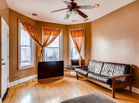 3rd image of 2922 N Dawson Ave