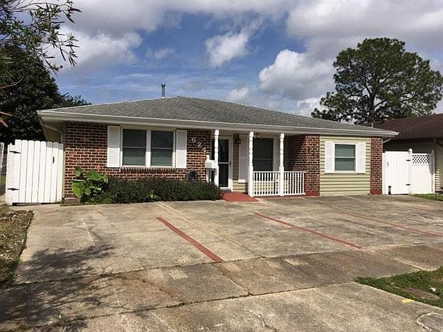 1st image of 624 Baron Ln