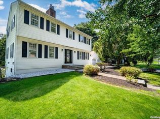 16 Tamidan Rd, Poughkeepsie, NY 12601