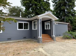 30750 Simpson Ln, Fort Bragg, CA 95437