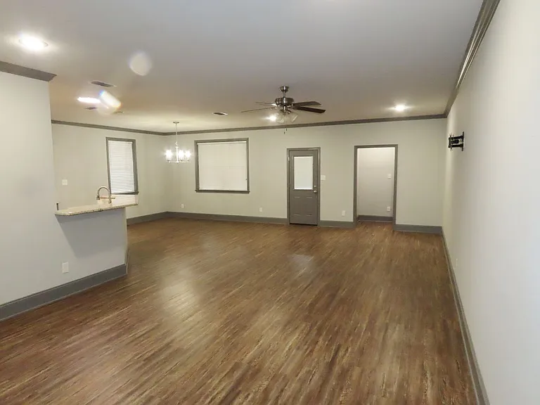 2528 Guinn Farms Rd — Photo 2