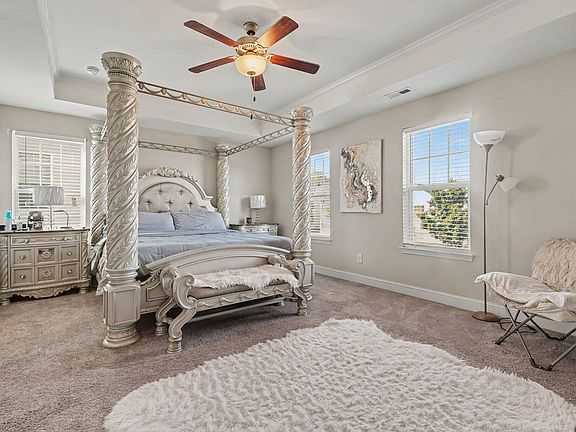 4th image of 3721 Madeline Way