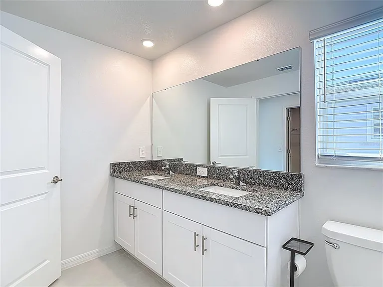 6170 Shiner St — Photo 21