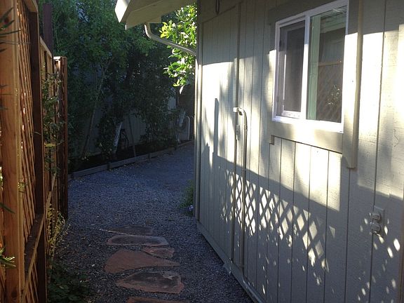 3rd image of 1323 Mildred Ct #A