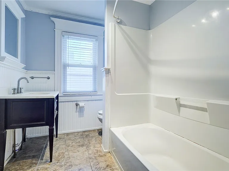 31 Birch Cres — Photo 36