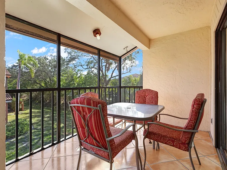 110 Cypress Way E #F8 — Photo 28