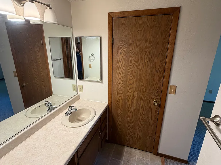 Additional Sink Area