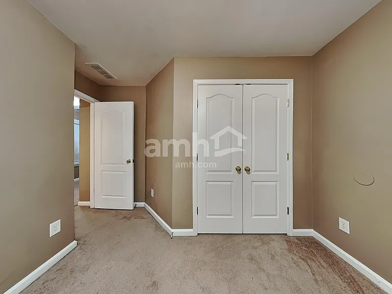 275 Beckenham Walk Dr — Photo 20