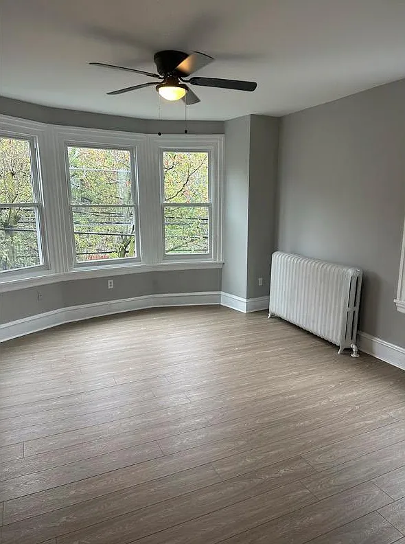 2 bed, 1000 sqft, $1,750 — Photo 3