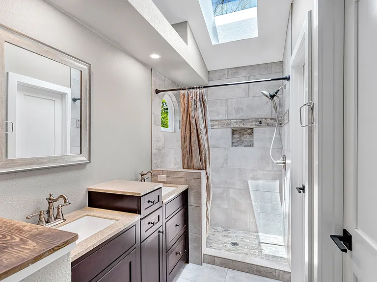 9335 Pepperwood Ln — Photo 34