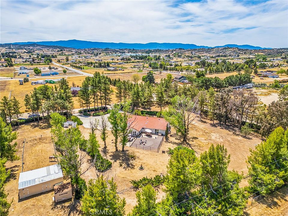 1st image of 49990 Mojave Ct