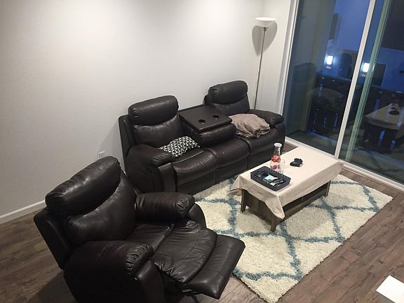 3rd image of 410 Whistler Pl