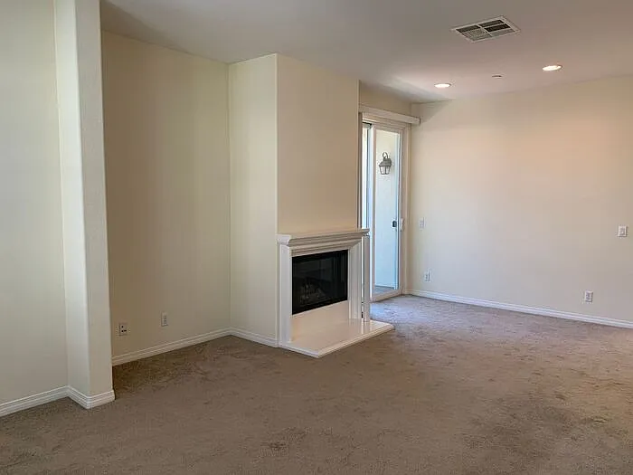 142 Principia Ct — Photo 4