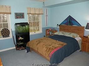 4th image of 521 Kennersley Farm Ln
