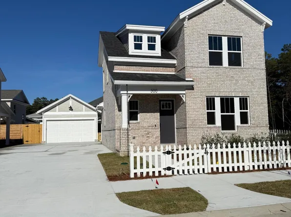 300 Gazelle Ct, Niceville, FL 32578