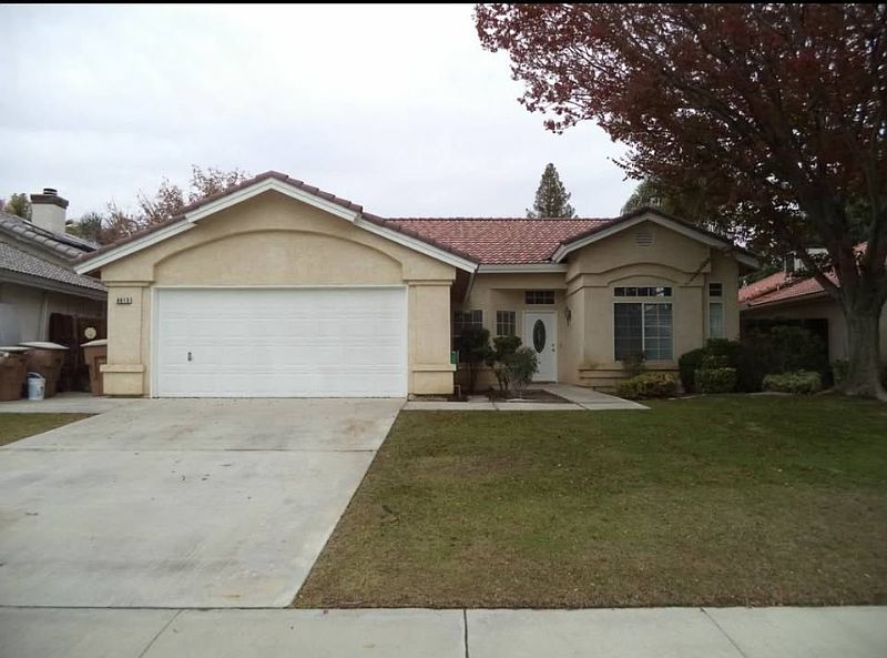 1st image of 8812 Fox Creek Ct