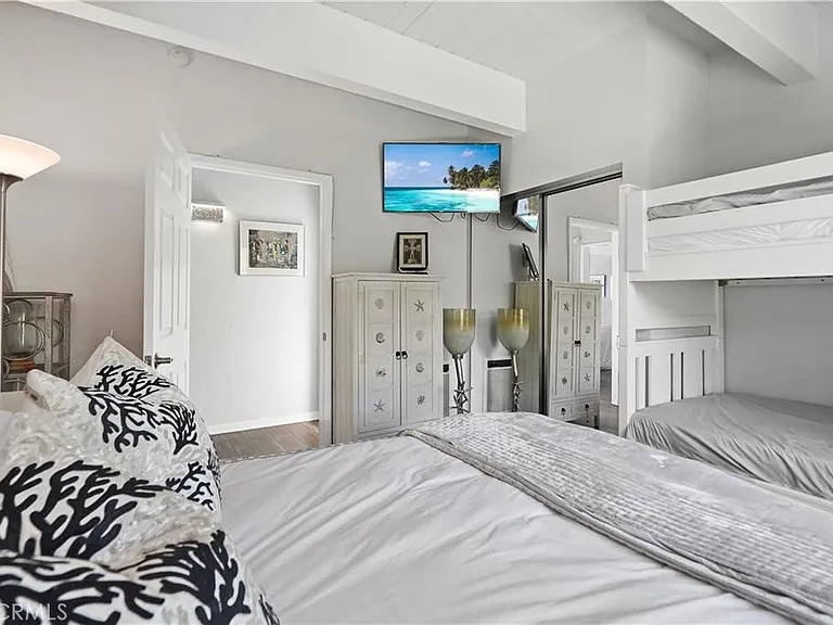 11940 Oceanaire Ln — Photo 30